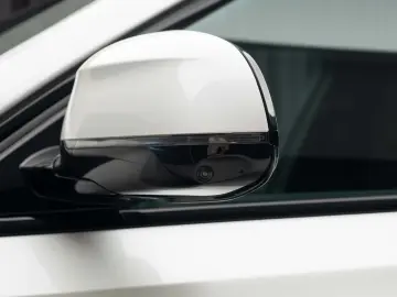 BMW X6 xDrive40i AT MHEV