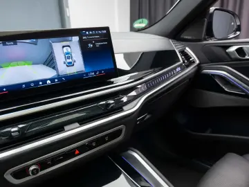 BMW X6 xDrive40i AT MHEV