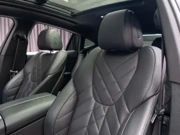 BMW X6 xDrive40i AT MHEV