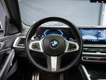 BMW X6 xDrive40i AT MHEV