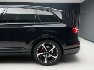 Audi SQ7 40 TDI Pano 360 Virtual Cockpit Carbon R21