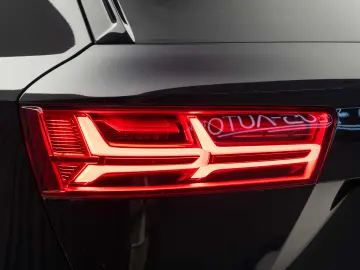 Audi SQ7 40 TDI Pano 360 Virtual Cockpit Carbon R21