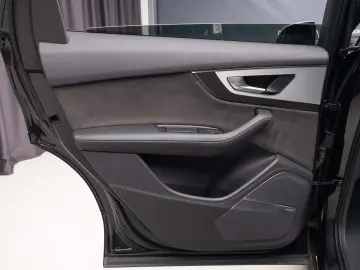 Audi SQ7 40 TDI Pano 360 Virtual Cockpit Carbon R21