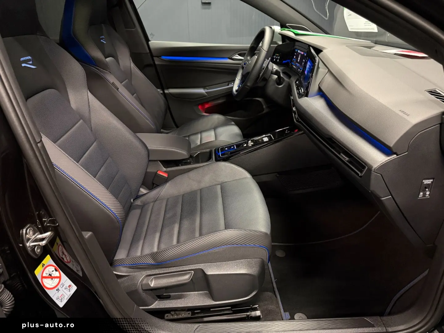 VW Golf R Performance 4Mot.  19Zoll PANORAMA LEDER