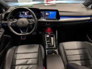 VW Golf R Performance 4Mot.  19Zoll PANORAMA LEDER