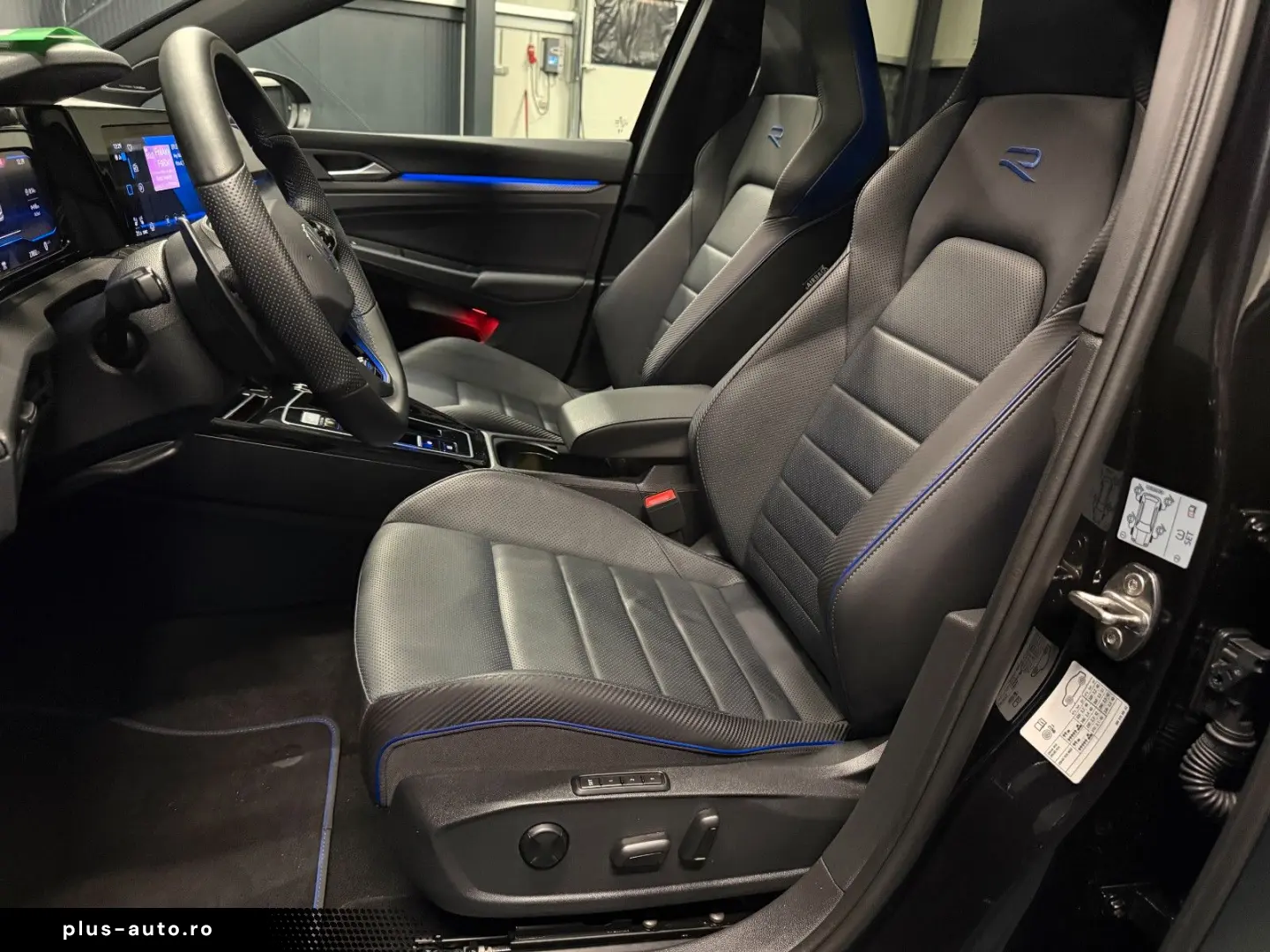 VW Golf R Performance 4Mot.  19Zoll PANORAMA LEDER