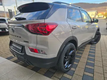 KGM Korando 5 usi Smart 1.5 GDI-Turbo 163 CP A6