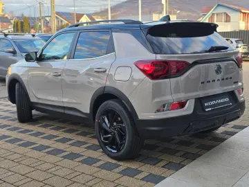 KGM Korando 5 usi Smart 1.5 GDI-Turbo 163 CP A6