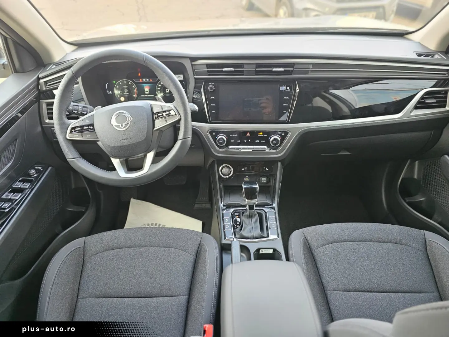 KGM Korando 5 usi Smart 1.5 GDI-Turbo 163 CP A6