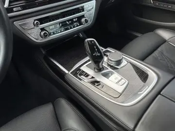 BMW 730d Laser  Soft Clo  Massage  H K  NAPPA