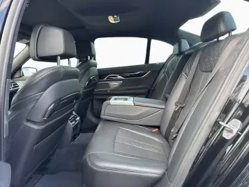 BMW 730d Laser  Soft Clo  Massage  H K  NAPPA