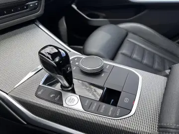 BMW 320iA M SPORT