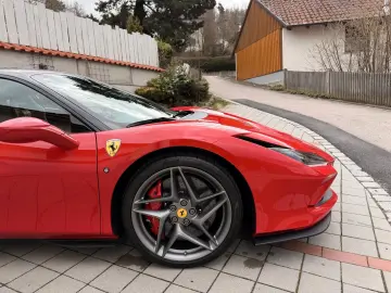 FERRARI F8 Tributo Coupé DCT APPROVED MAINTENANCE