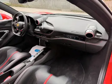 FERRARI F8 Tributo Coupé DCT APPROVED MAINTENANCE