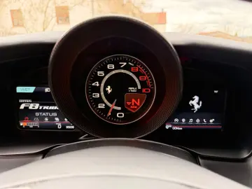 FERRARI F8 Tributo Coupé DCT APPROVED MAINTENANCE