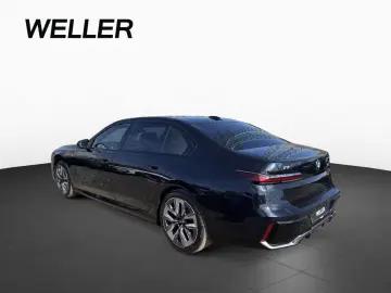 BMW i7 xDR60 M SPORT Crystal