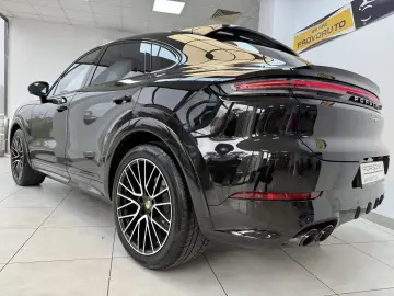 PORSCHE CAYENNE COUPE II S-Turbo  2024