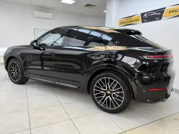 PORSCHE CAYENNE COUPE II S-Turbo  2024
