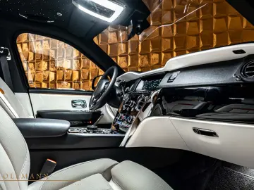 ROLLS ROYCE Cullinan