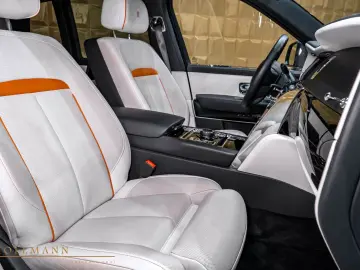 ROLLS ROYCE Cullinan