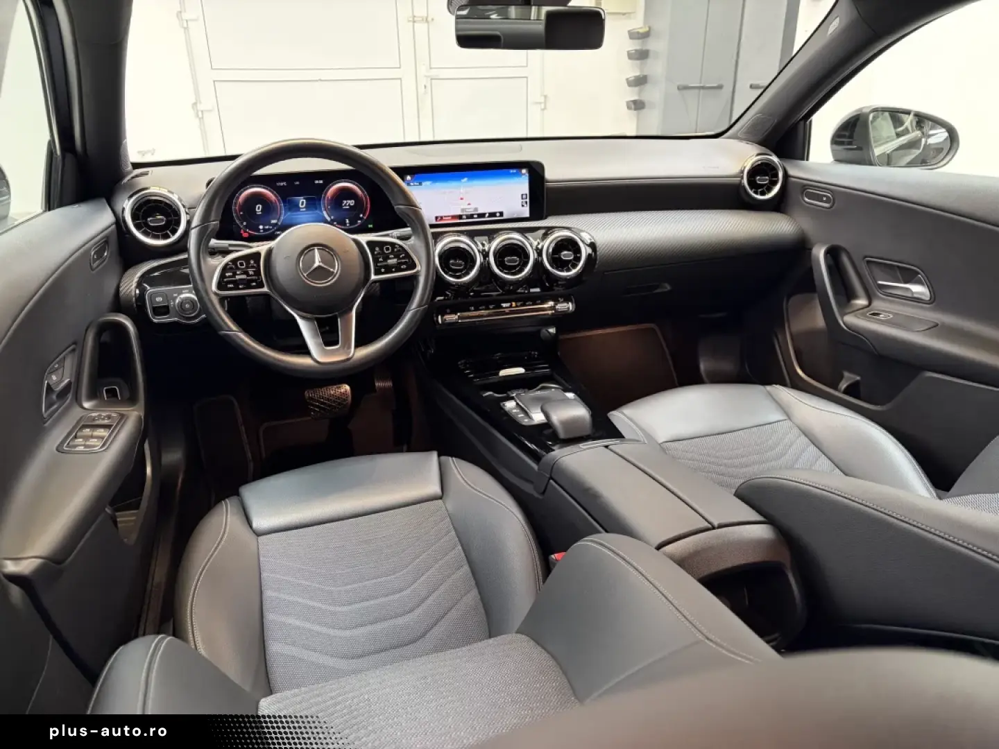 MERCEDES A CLASSE 180  2022