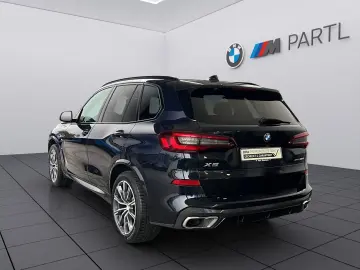 BMW X5 xDrive30d M-Sport Laser ACC Standhzg Pano HUD