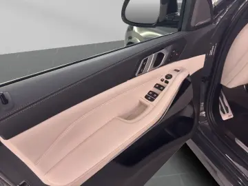 BMW X5 xDrive30d M Sport SportbrRot ACC 360  HUD H&K