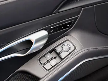 PORSCHE 718 Cayman Style Edition 14Wege BOSE Sharkblue