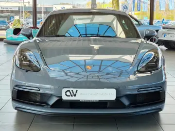 PORSCHE GTS 4.0 24TKM  ARKTIKGRAU APPROVED CARBON