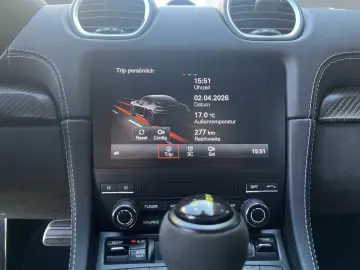 PORSCHE Cayman 718 GT4 RS Clubsport Lift Bose