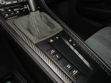 PORSCHE Cayman (718) GT4 RS   Steinschlagschutzfoliert