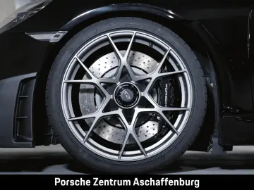 PORSCHE 718 Cayman GT4 RS Weissach Clubsportpaket Liftsy