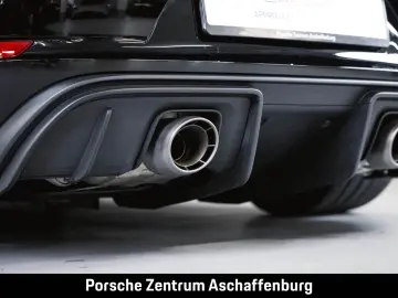 PORSCHE 718 Cayman GT4 RS Weissach Clubsportpaket Liftsy