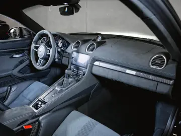 PORSCHE 718 Cayman GT4 RS Weissach Clubsportpaket Liftsy
