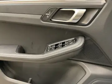 PORSCHE Macan PANORAMA LEDER SOUND PACKAGE  KAMERA AHK