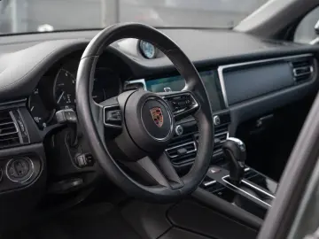 PORSCHE Macan Panorama Dachsystem LED-Hauptscheinwerfer