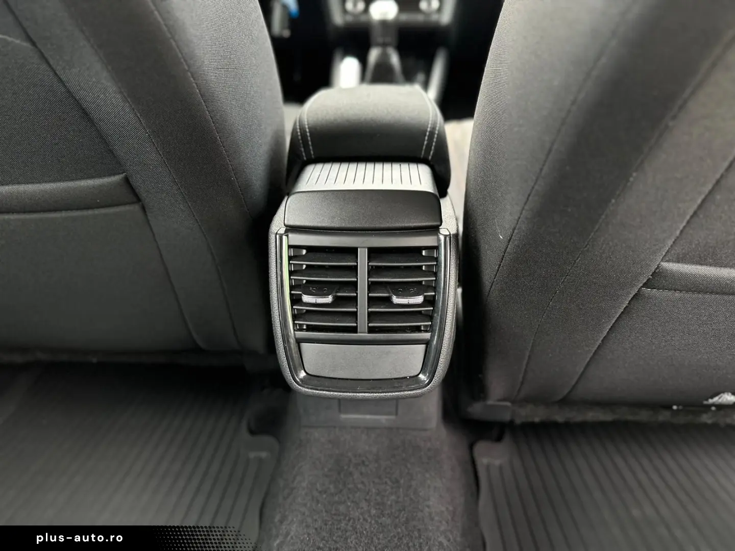 Skoda Scala 1.0TSI 95CP LED LaneAssist IncalzireScaun Garant