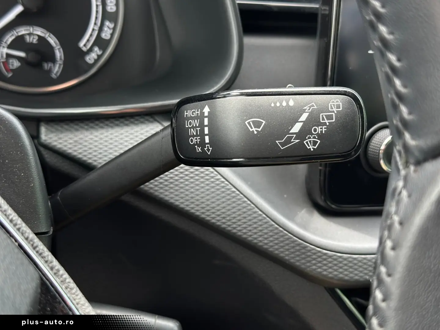 Skoda Scala 1.0TSI 95CP LED LaneAssist IncalzireScaun Garant