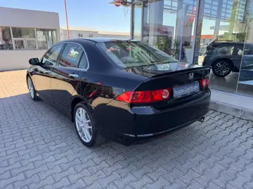 HONDA ACCORD 2.0i Comfort 155 CP
