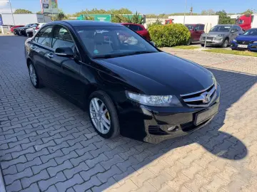 HONDA ACCORD 2.0i Comfort 155 CP