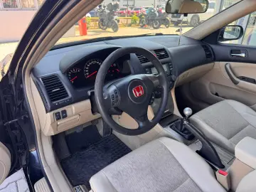 HONDA ACCORD 2.0i Comfort 155 CP