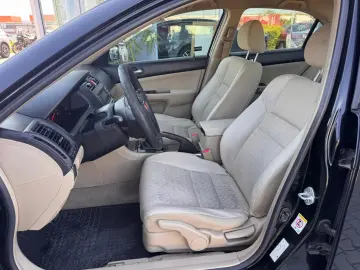 HONDA ACCORD 2.0i Comfort 155 CP