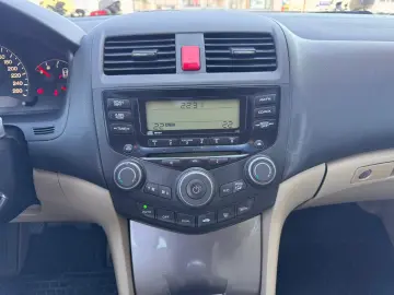 HONDA ACCORD 2.0i Comfort 155 CP