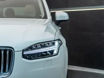 Volvo Xc-90