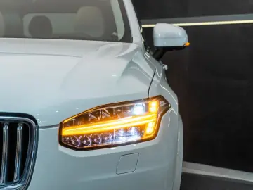 Volvo Xc-90