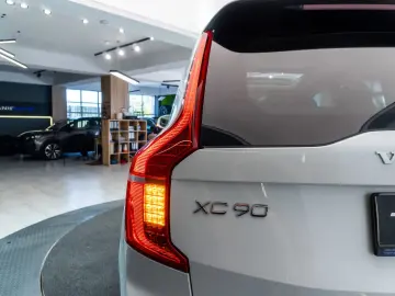 Volvo Xc-90