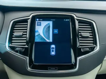 Volvo Xc-90