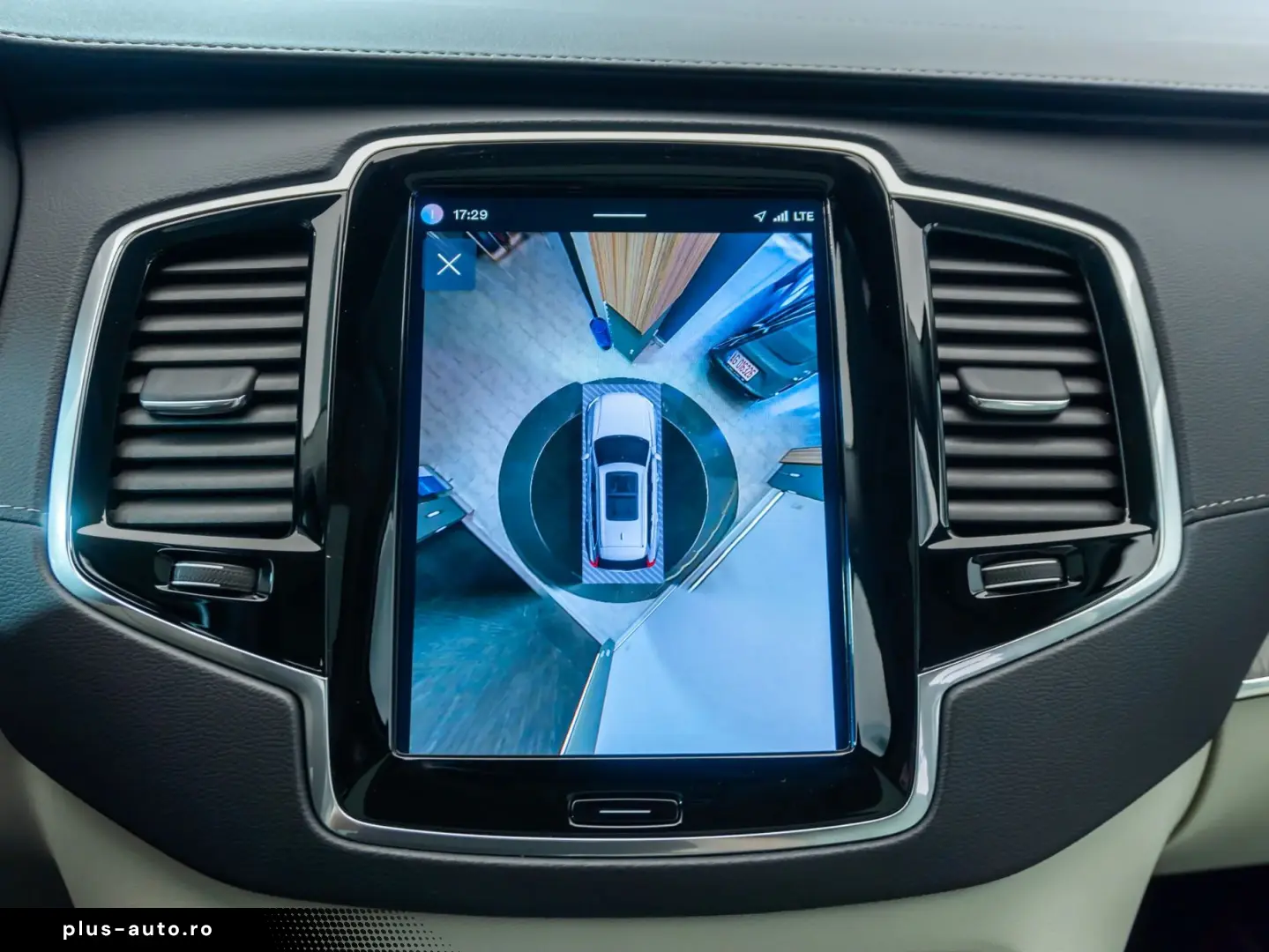 Volvo Xc-90