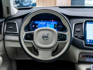 Volvo Xc-90