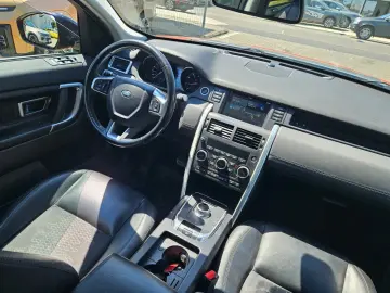 Land-Rover Discovery-Sport